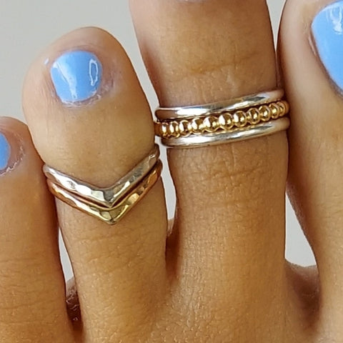 Gold Simple Toe Rings