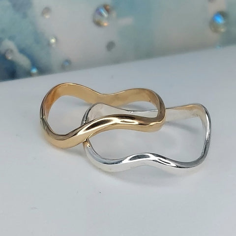 WAVY Ring (select style)